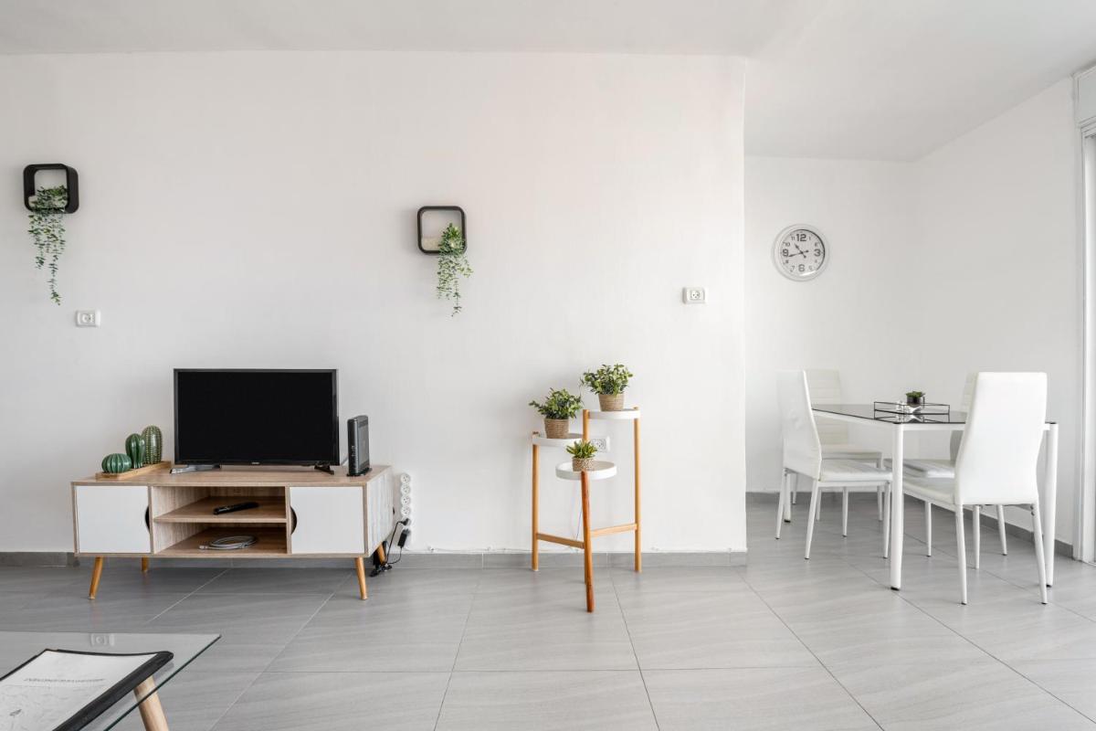 Suitetrails - Abbas BayView Apartment