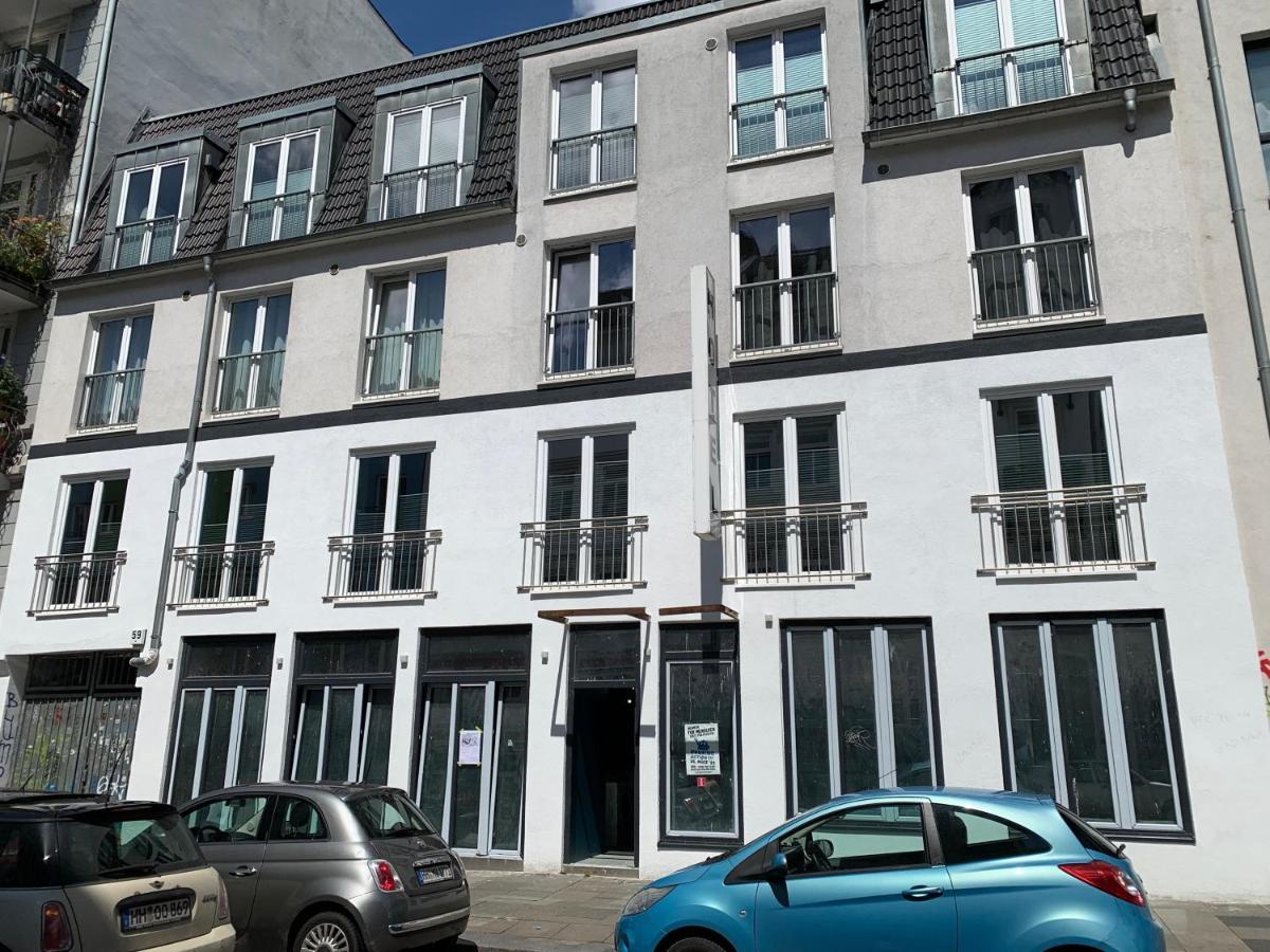 Little APARTMENT NO. 1 - Housity
