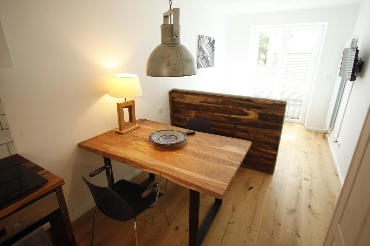 Little APARTMENT NO. 1 - Housity