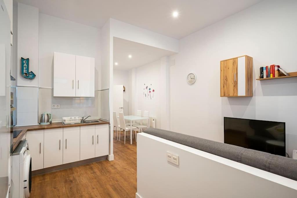 Apartamento tranquilo y familiar a 30 Min de SOL - Housity