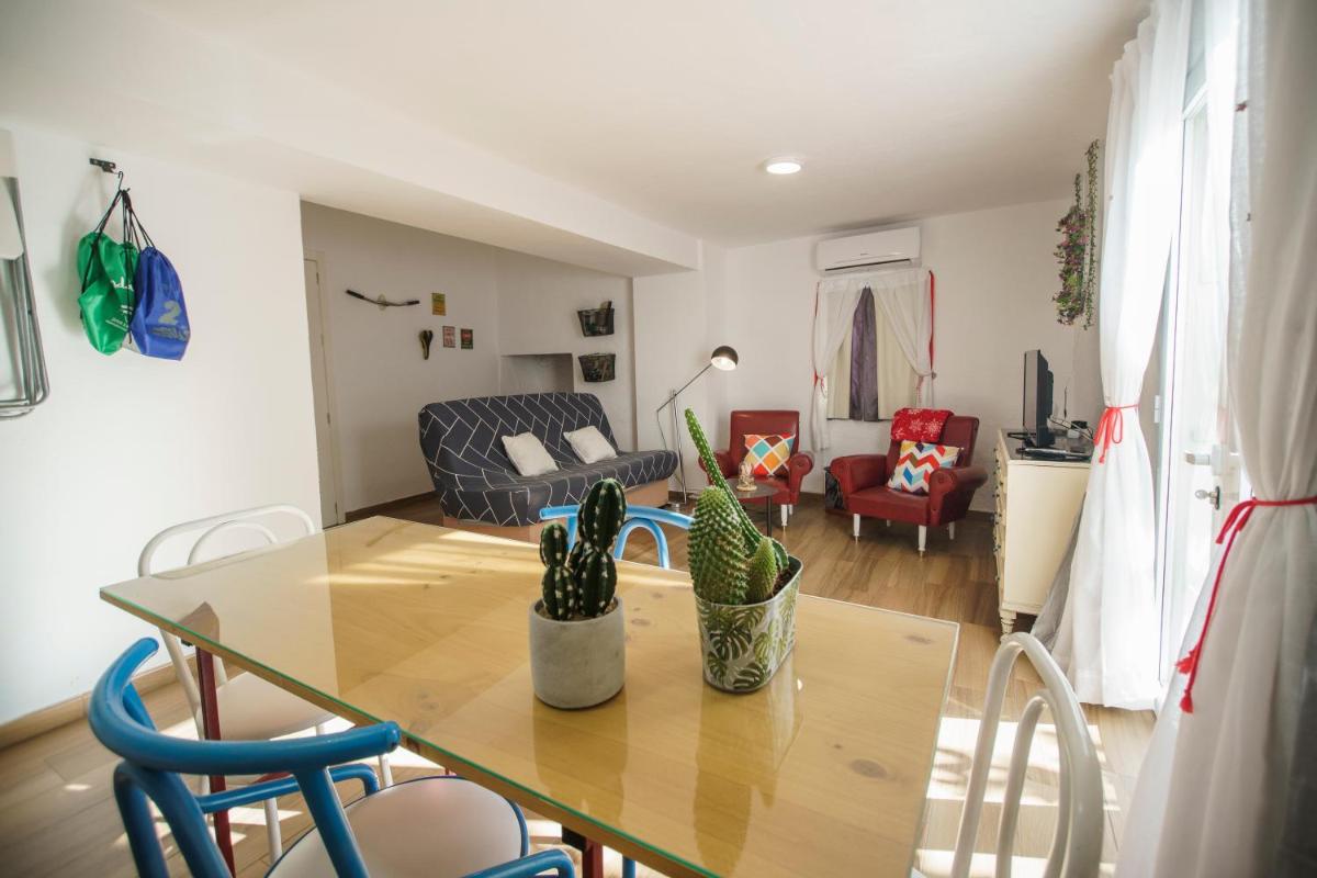 Casa singular y con encanto - Housity