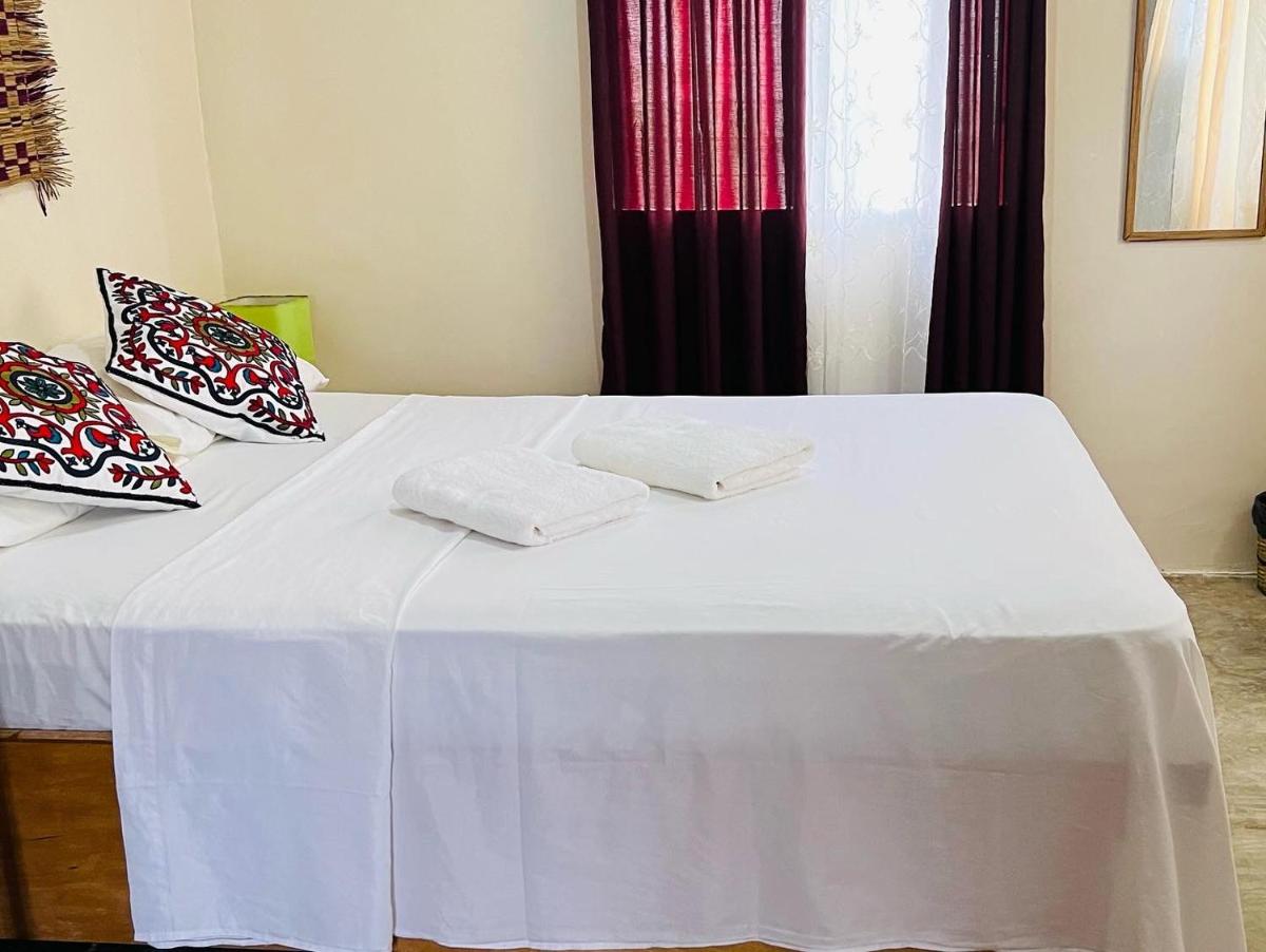 Garden View Room - Housity