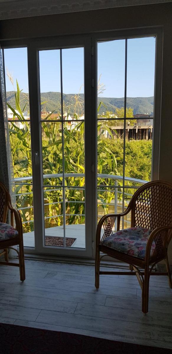 Suitetrails - Luxury Villa 50 m to Beach in Cinarcik