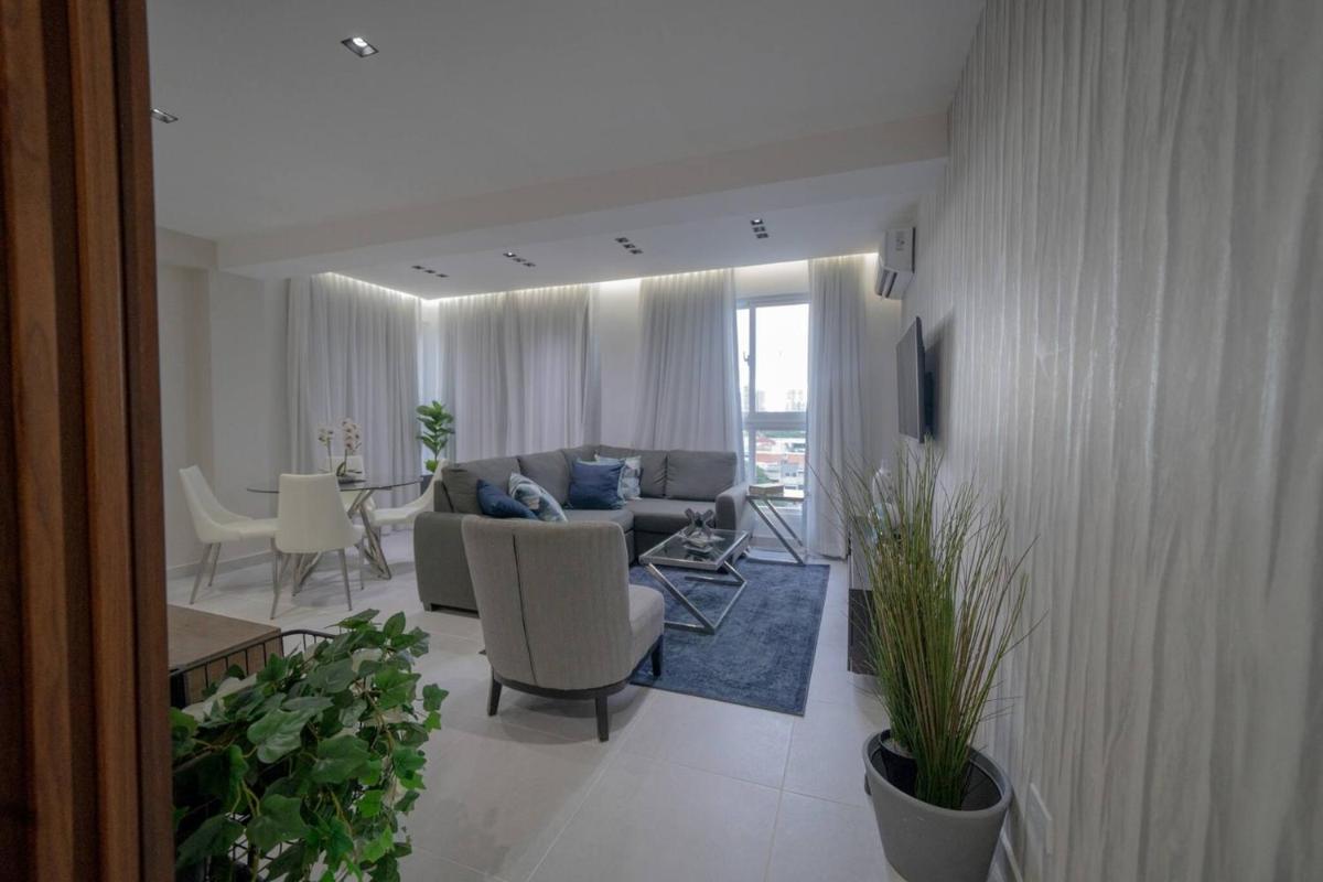 Downtown 1br Cozy Stylish Sleeps4wifigymjacuzzi D7 - Housity