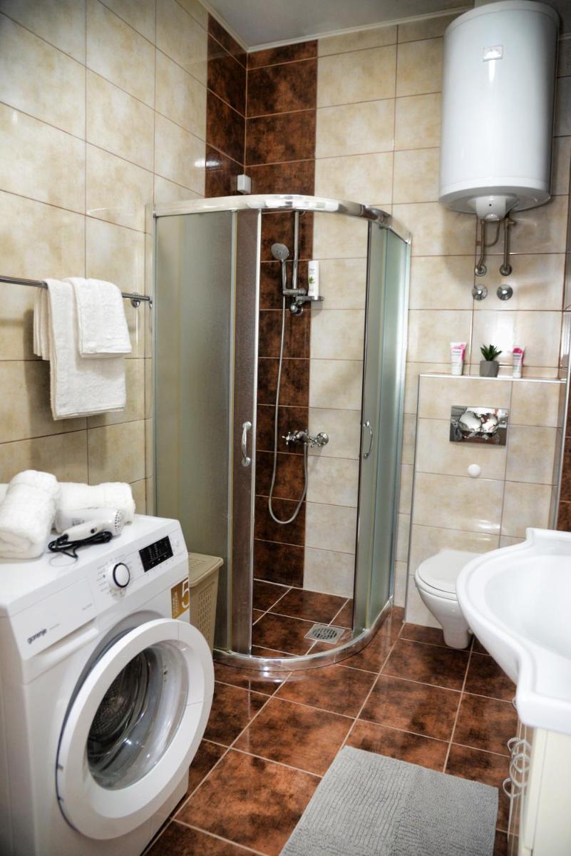 Gold Studio Apartmani - Hizvo