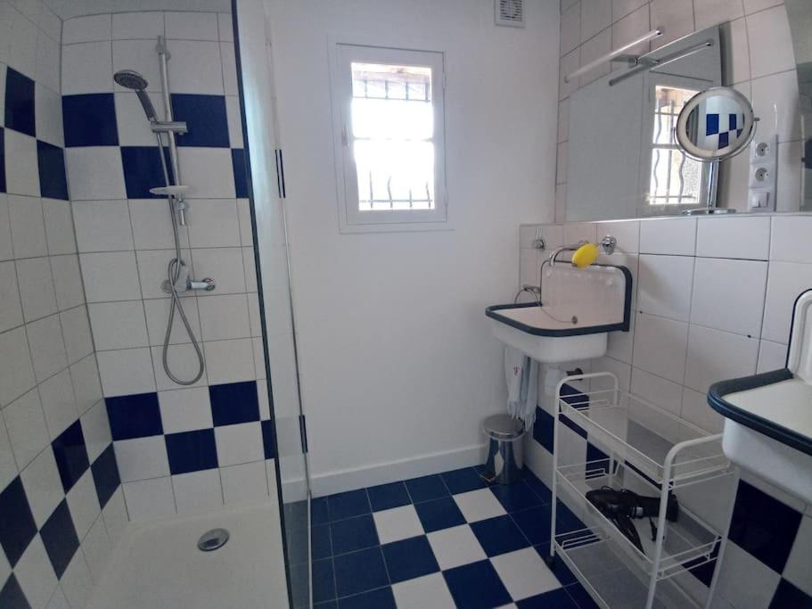 Rochefort, Charentaise 3 à 7 personnes, 3 étoiles - Housity