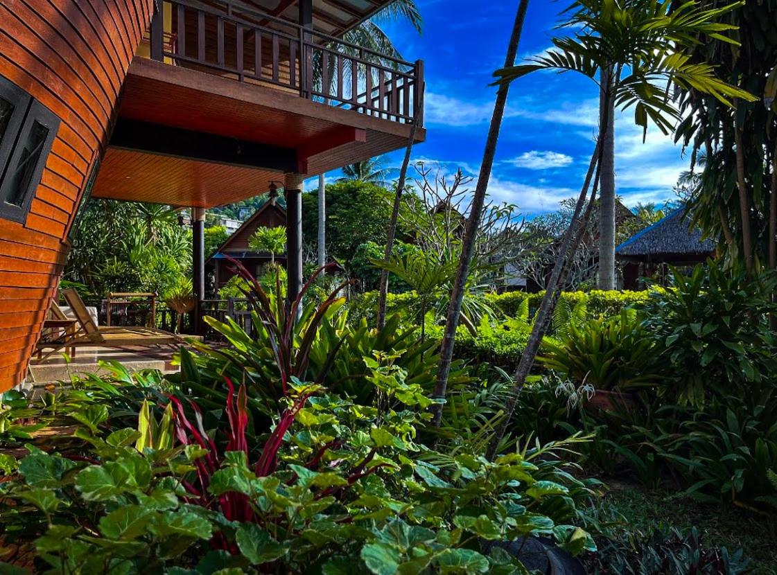 Green Papaya Beach Resort, Koh Phangan - Housity