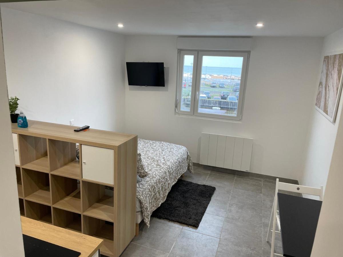 Studio vue sur mer classé 3 étoiles, Calais - Hizvo