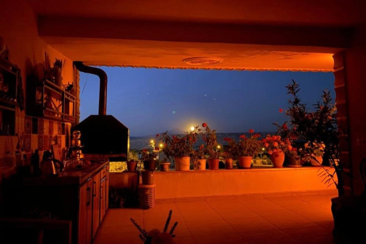 Familiar Villae in Capadoccia Turkey - Housity