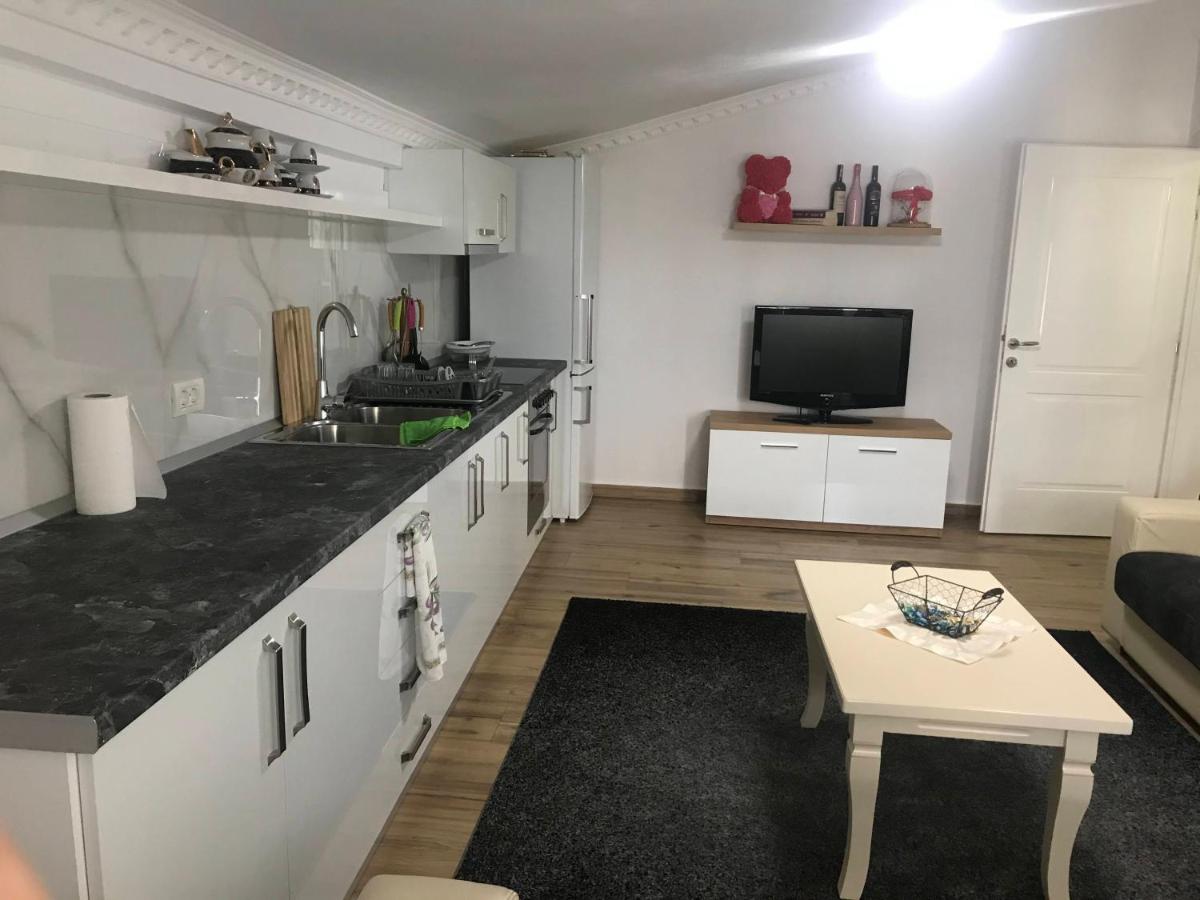 Flat Elbasan city center 4 - Housity