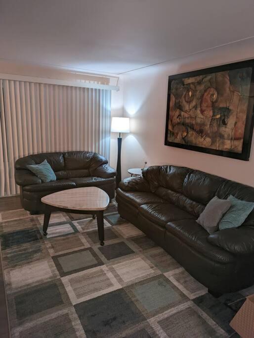 Comfy 1 Bedroom Apartment- Shelby Twp - Apt 2 - Housity