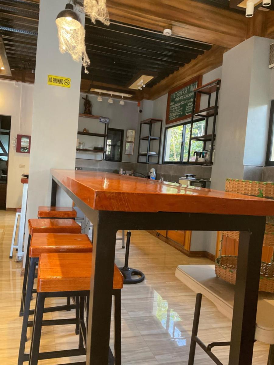 Suitetrails - THE-SOMERSET INN & RESTAURANT