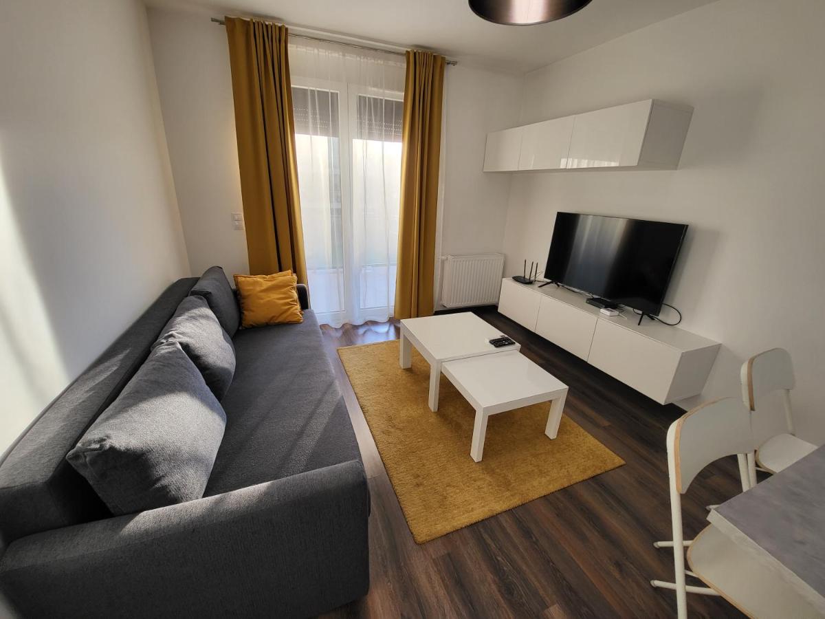 SDP Marina Apartment - Housity