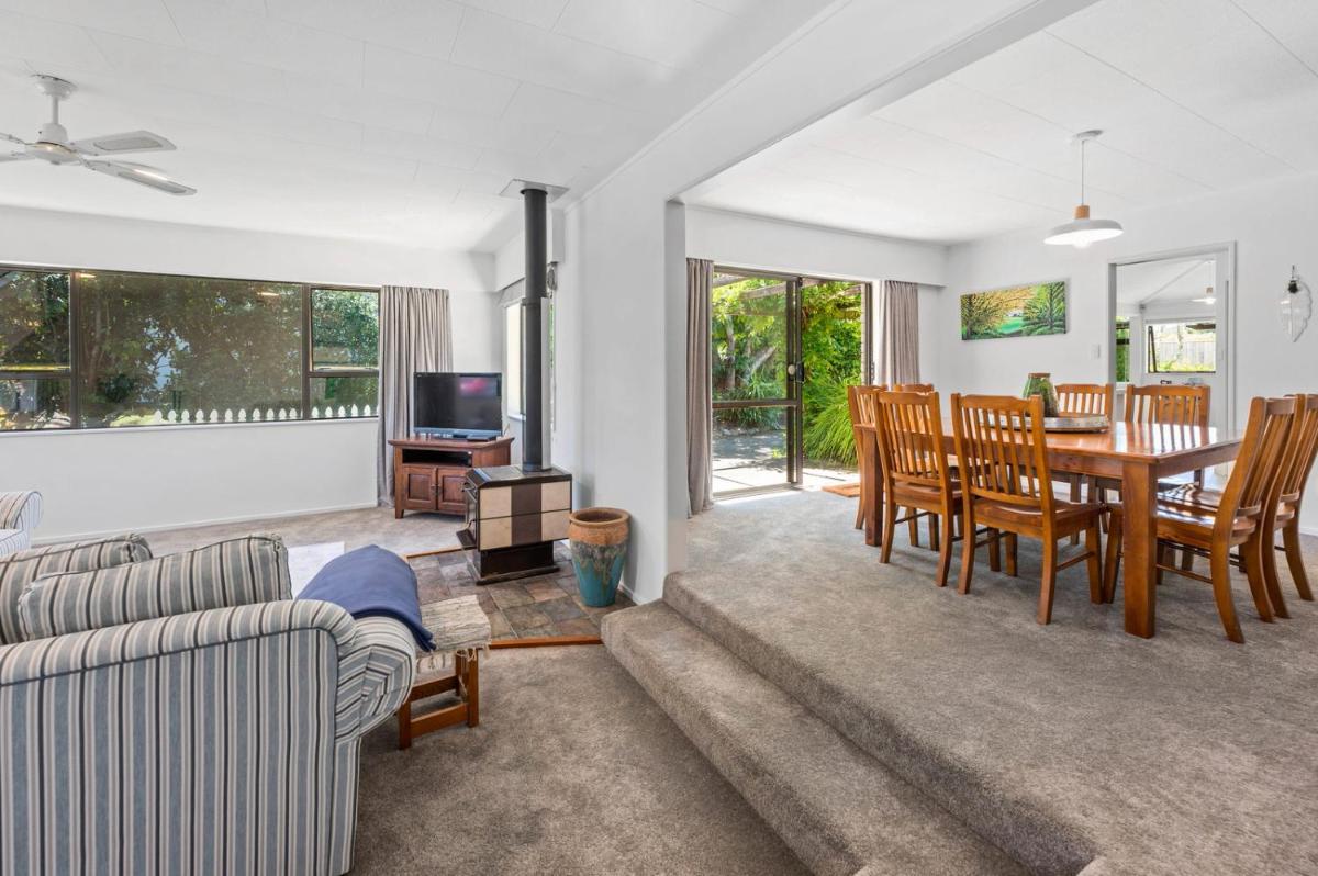 Mahuta Magic - Five Mile Bay Holiday Home - Housity