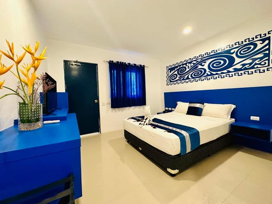 Ruhe Suites Coron - Housity