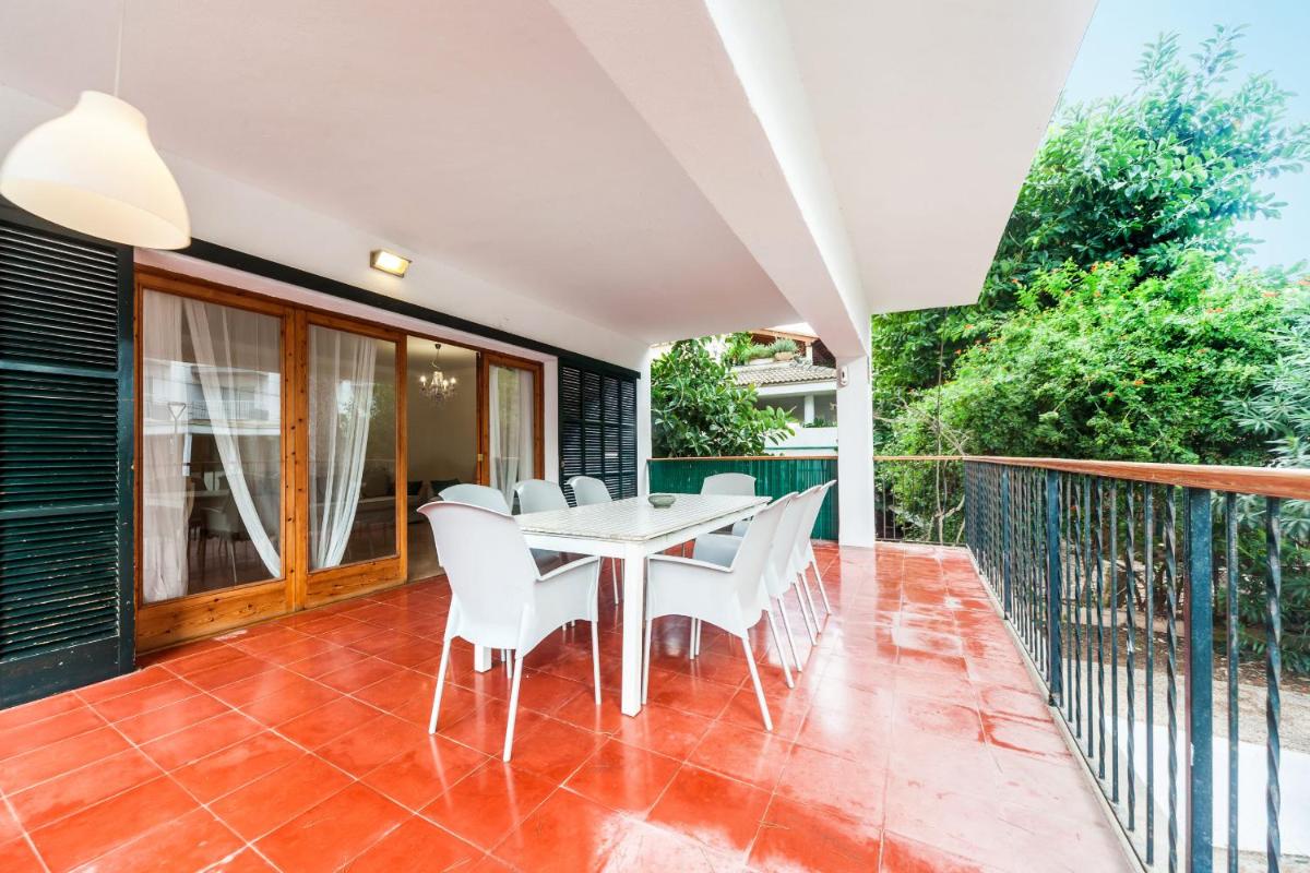 Playa de Palma Beach House - Housity
