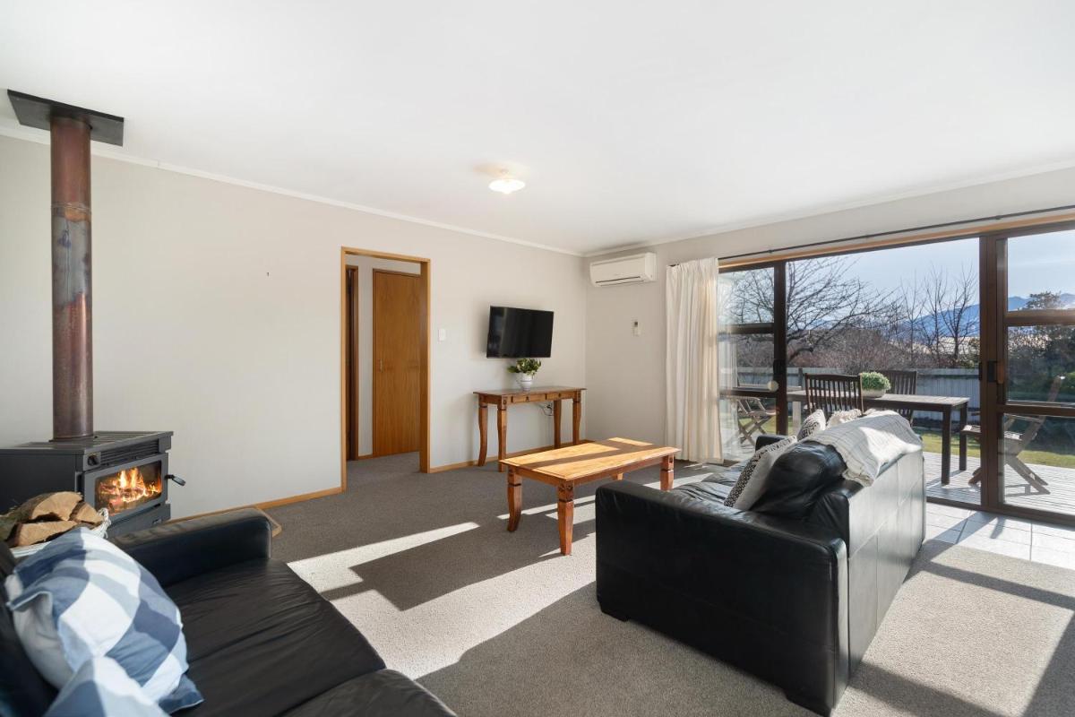 Downtown Delight - Wanaka Holiday Home - Housity