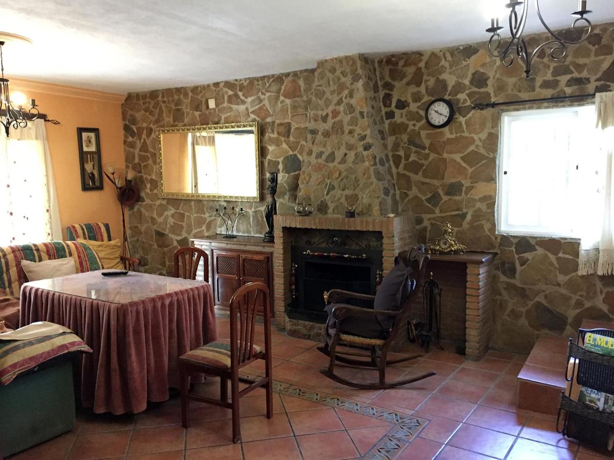 Casa Rosalejo by CasaTuristica - Housity