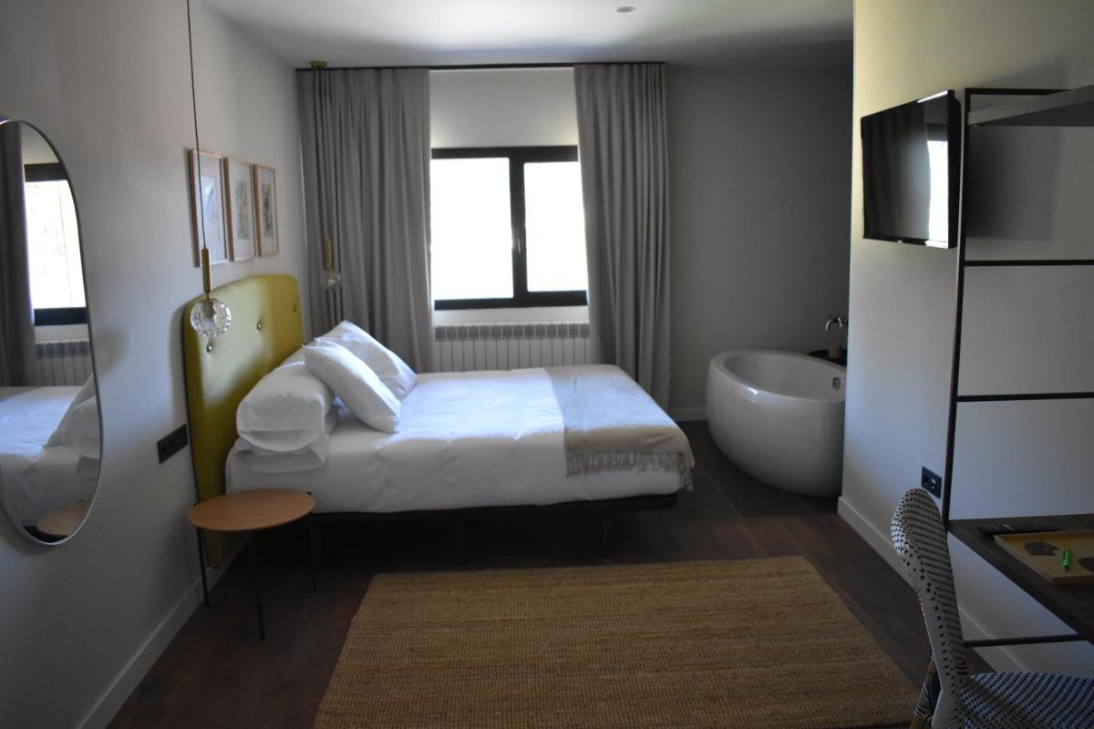 Duruelo Mountain Suites - Housity