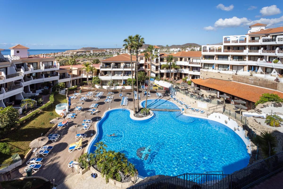 Albatros 234 Holiday Home in Tenerife South - Housity
