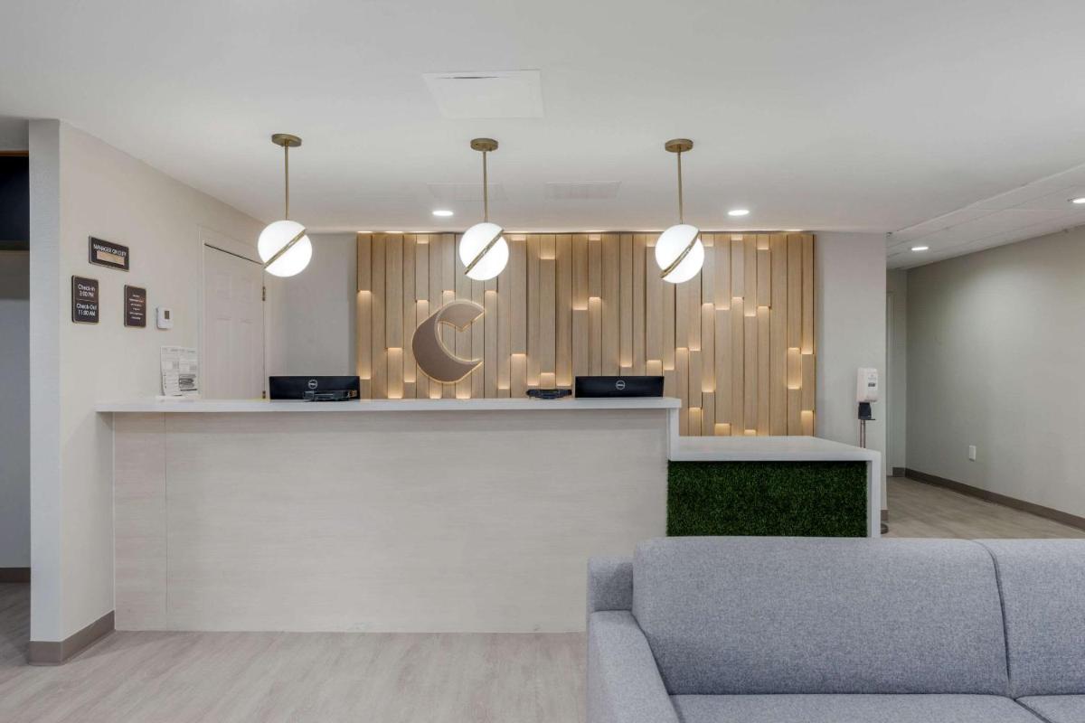 Comfort Inn - Housity