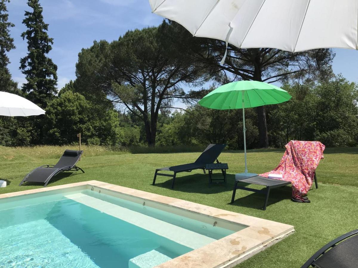 Gîte avec piscine privée chauffée, 4 chambres, vue sur le château - FR-1-616-1 - Housity