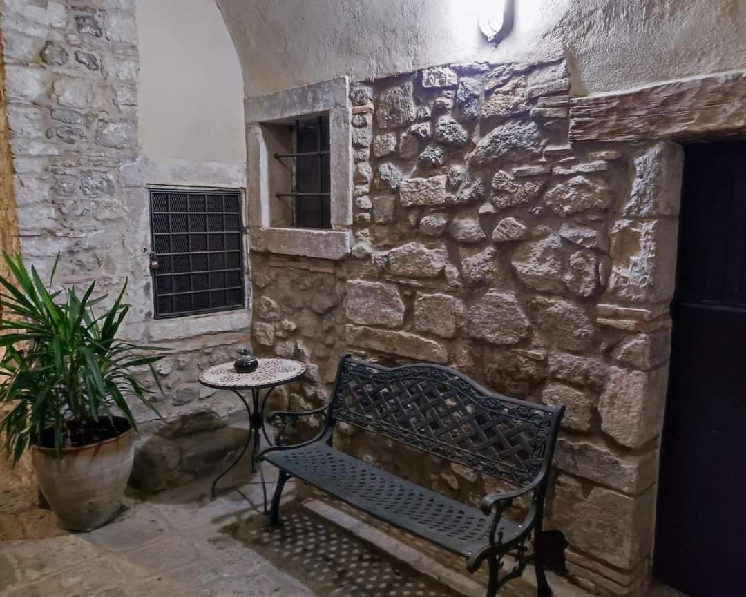 Lo Stemma B&B Guest House - Housity