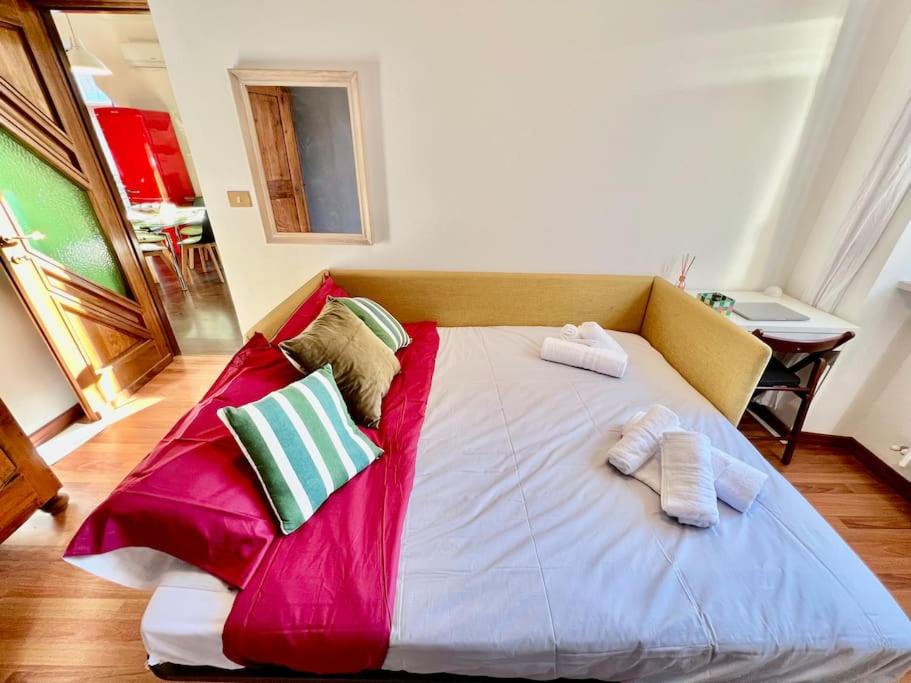 Alchemist Flat - Housity