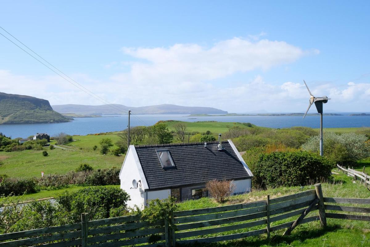 The Byre - Housity