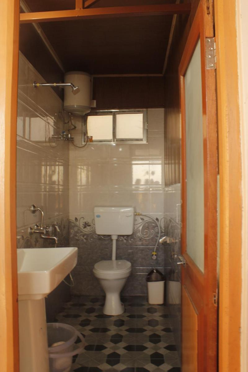 Suitetrails - Ridge View Chalet Homestay
