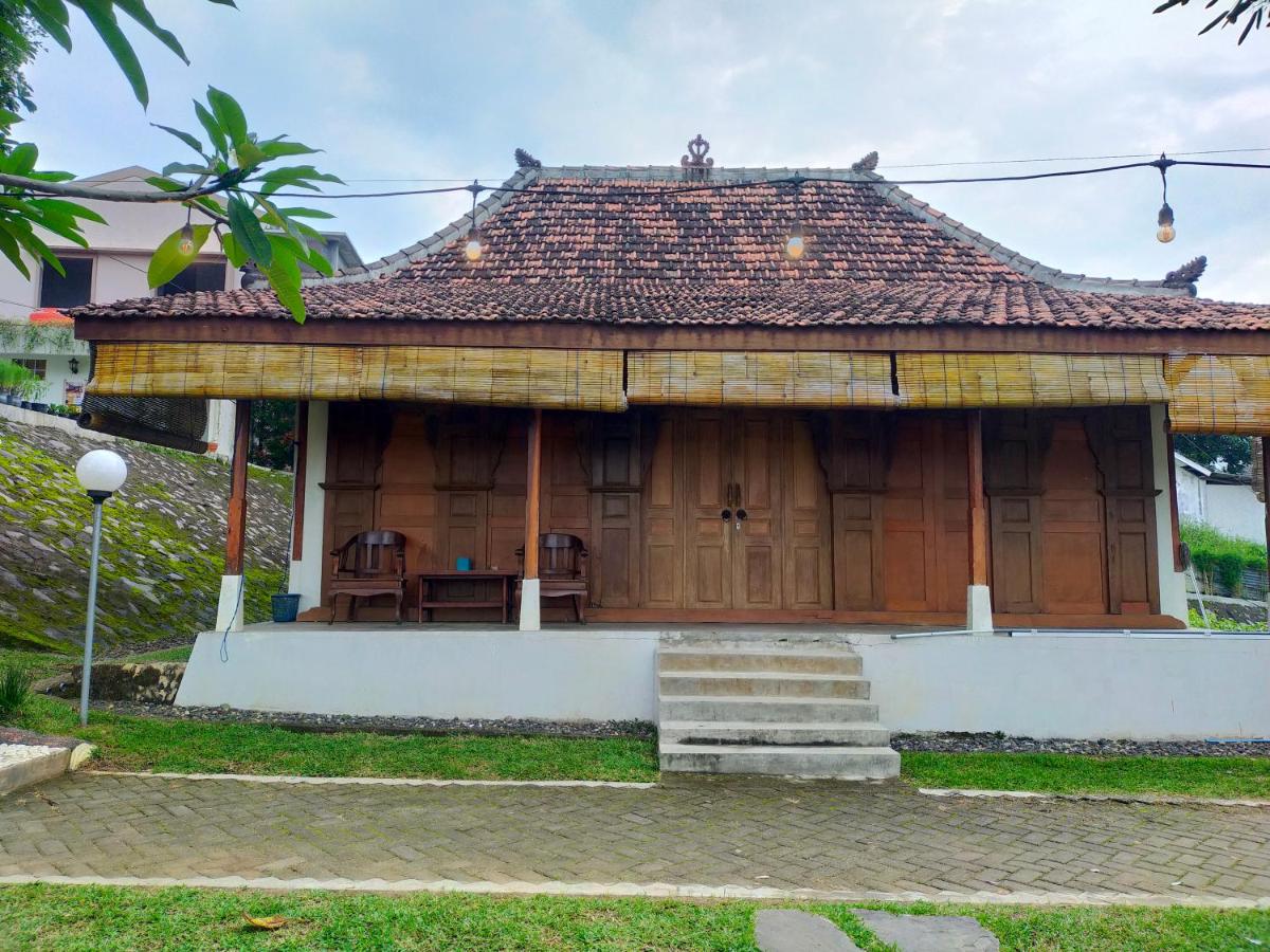 Joglo Kumpul Resort - Housity