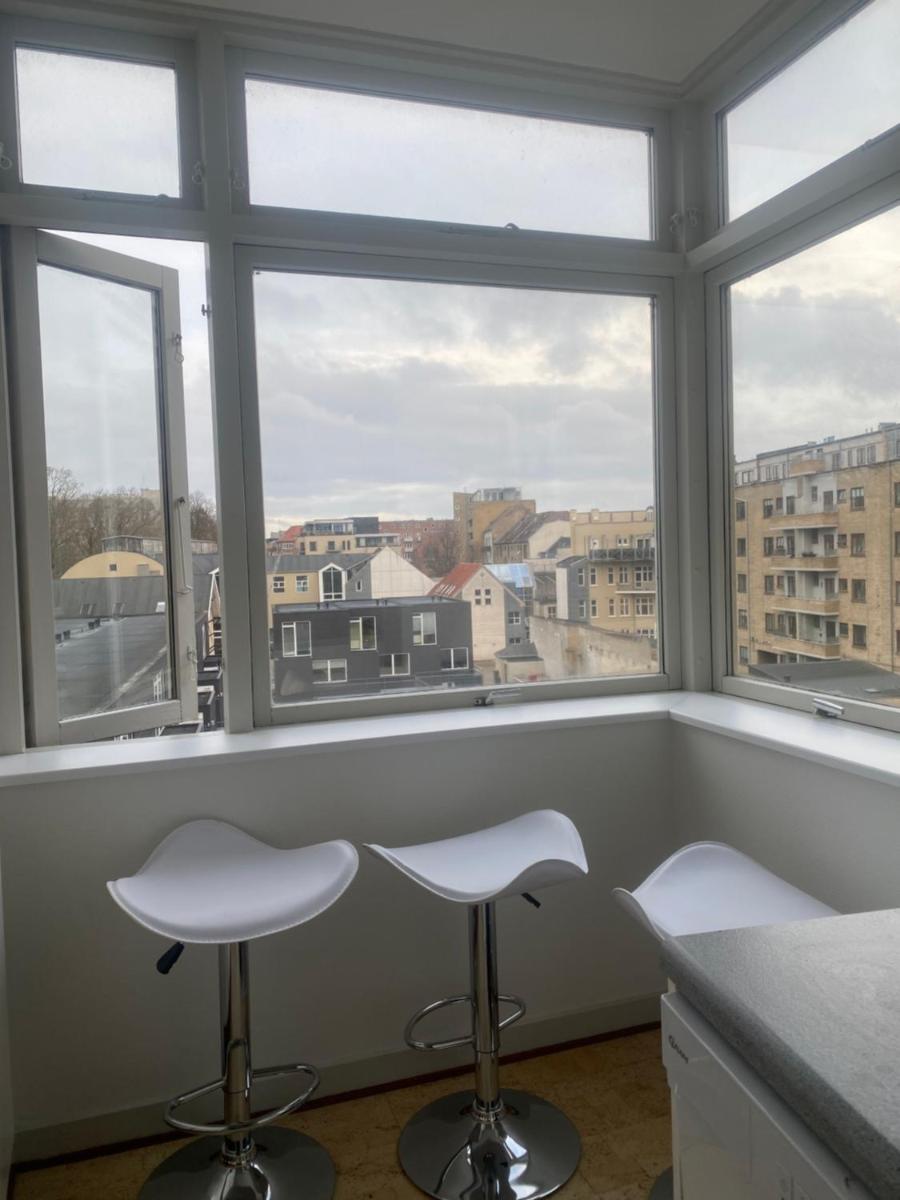Skøn lejlighed lige i centrum og tæt på naturen - 2 altaner - Housity
