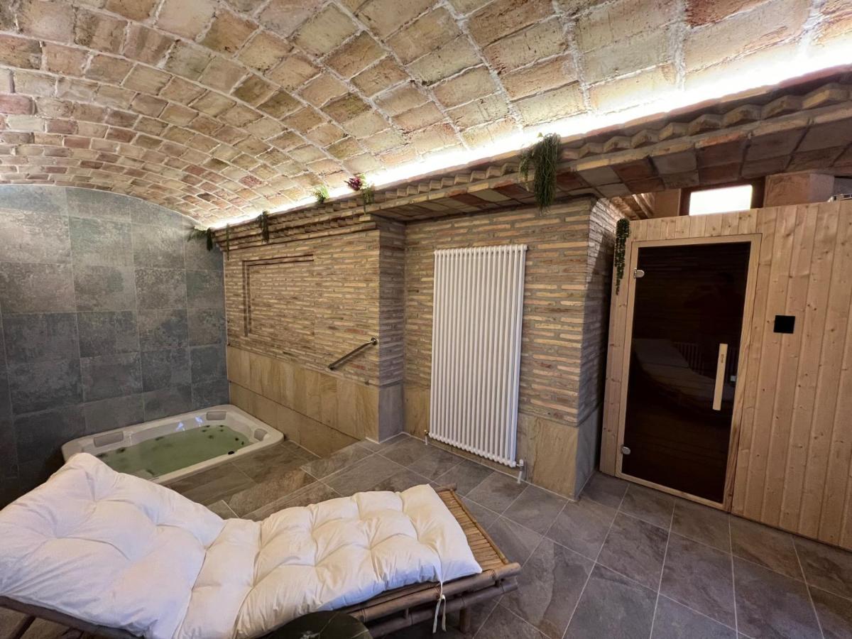Un baño de Duruelo Mountain Suites