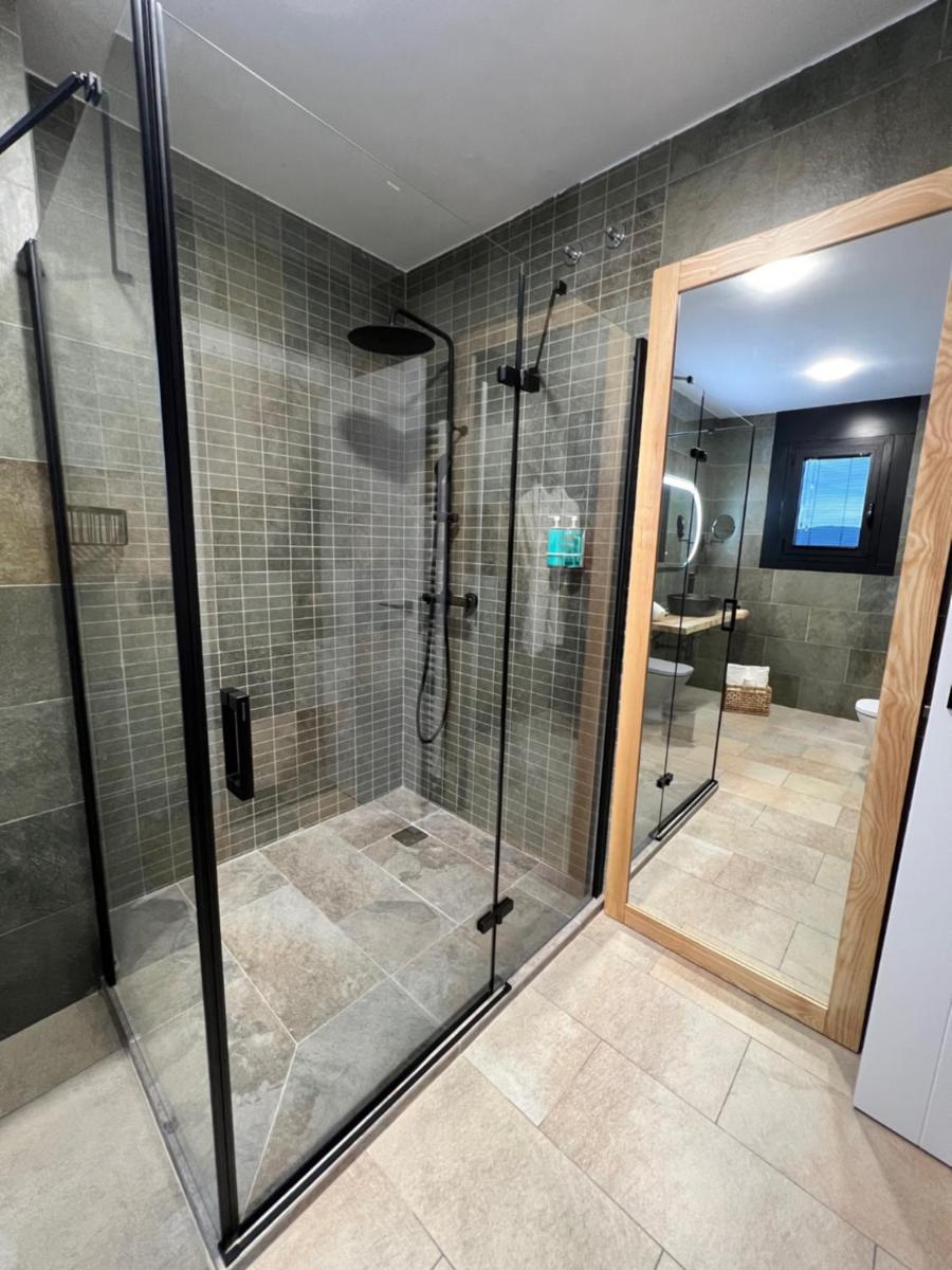 Un baño de Duruelo Mountain Suites
