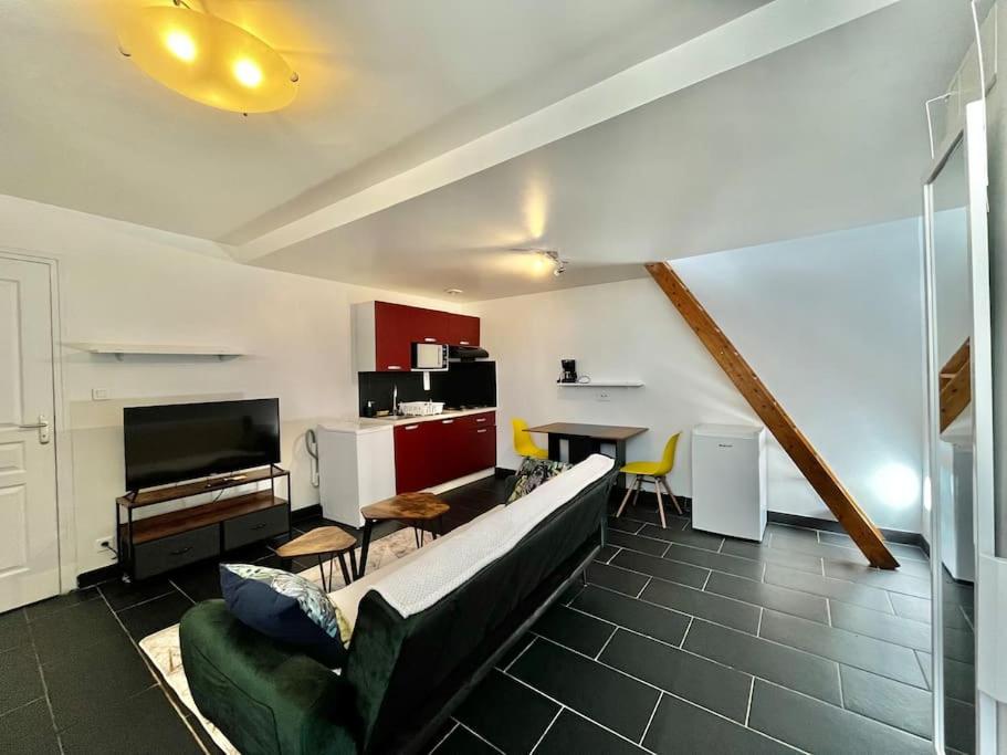 Studio avec terrasse et entrée privative. - Housity