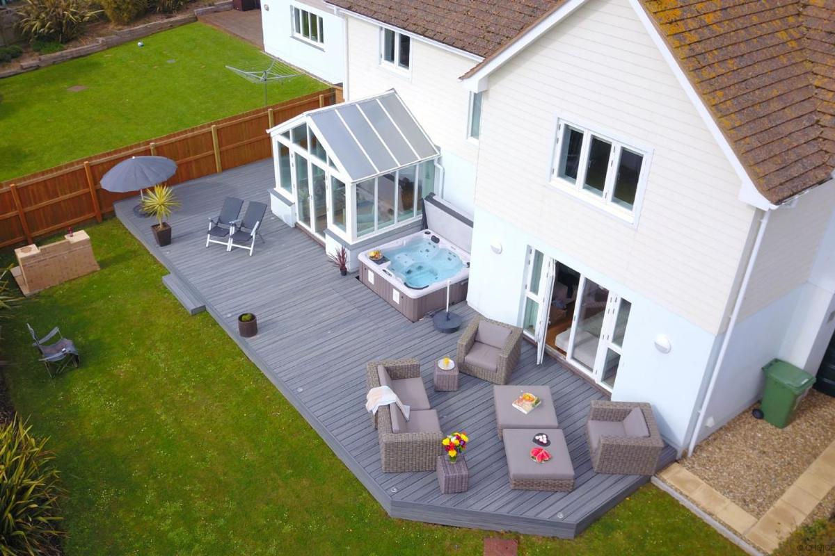 CROYDE BAYWATCH 5 Bedrooms - Housity