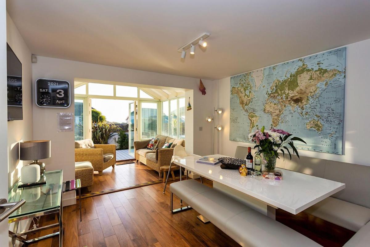 CROYDE BAYWATCH 5 Bedrooms - Hizvo