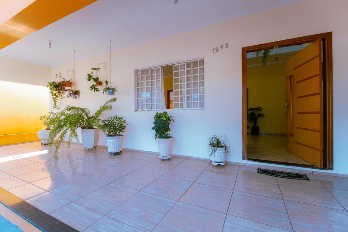 Sobrado relaxante com 4 quartos, enxoval completo , perfeito para famílias grandes - Housity