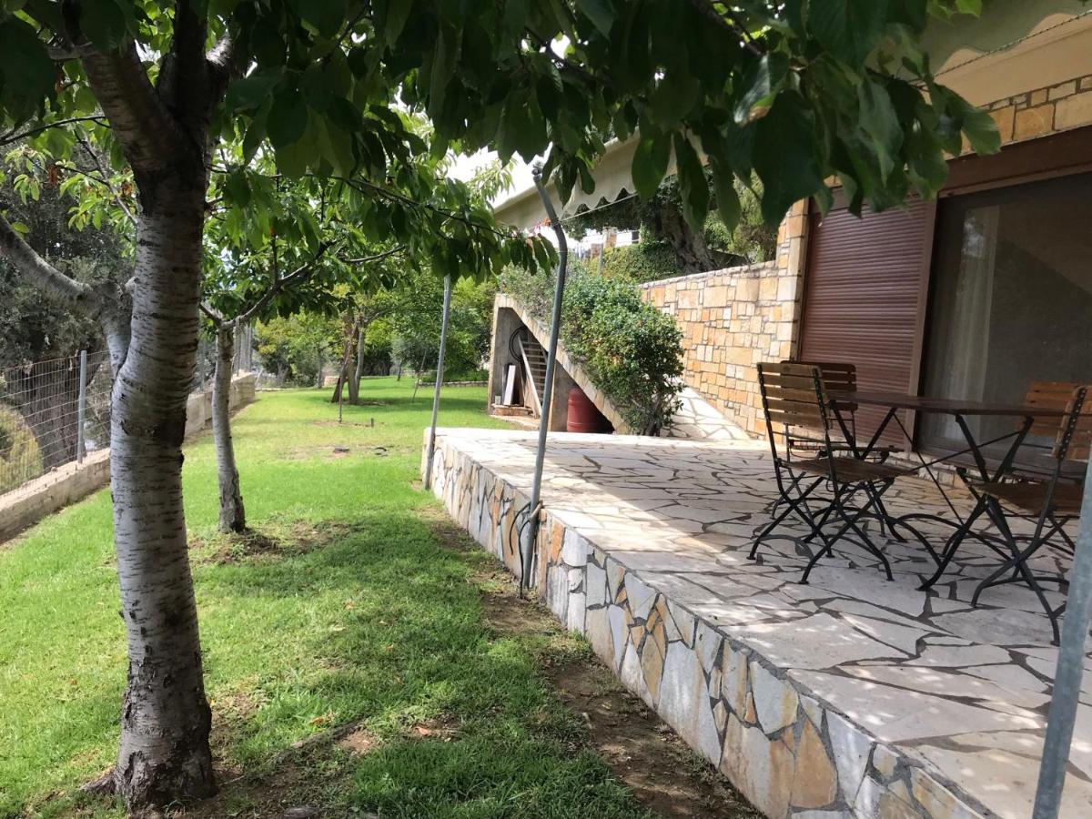 Limni Family Haven - Evia Summer Getaway - Housity