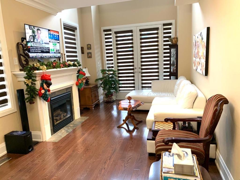 Luxury Home - Upper Toronto Beaches - Housity