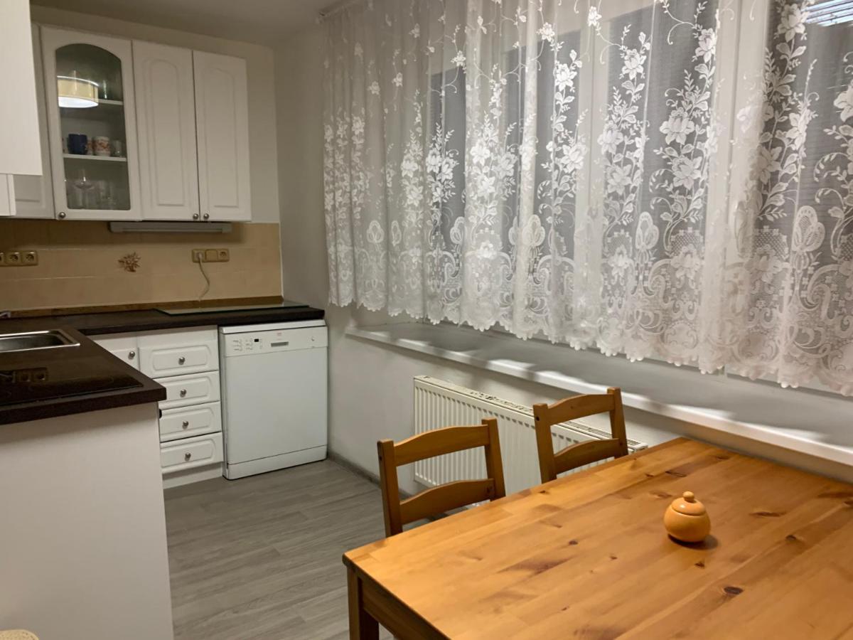 Apartmán Lena - Housity