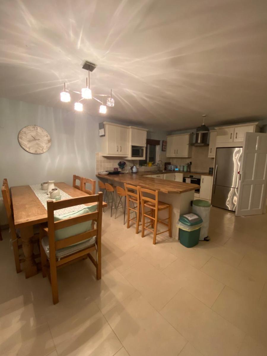 Wexford Ballymoney House - Housity