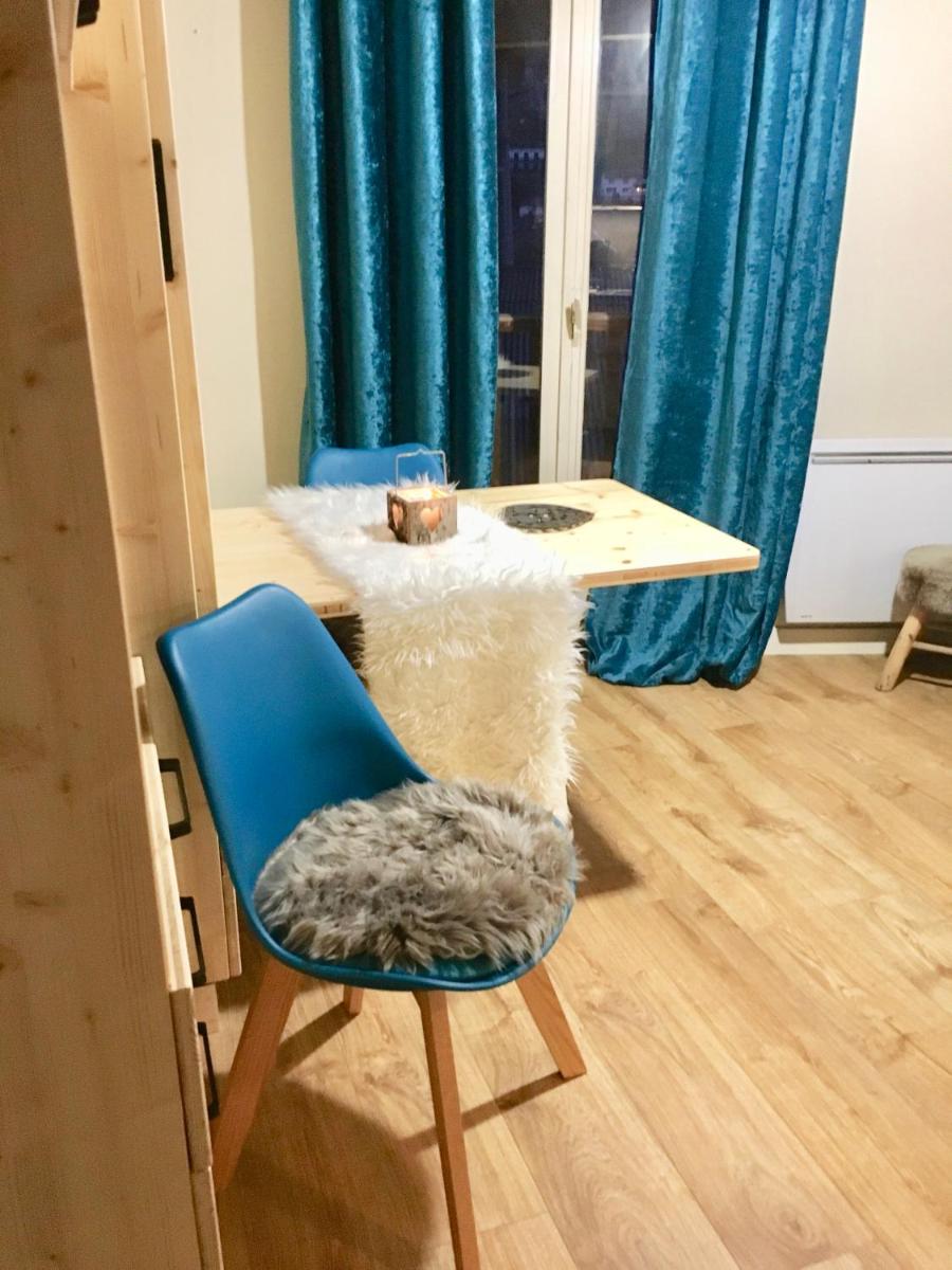 ∞ Hyper centre ∞ La marmotte ∞ petit T2 ∞ entrée24h/24 ∞ près ski/cure ≈AX-LES-THERMES≈ wifi ∞ - Housity