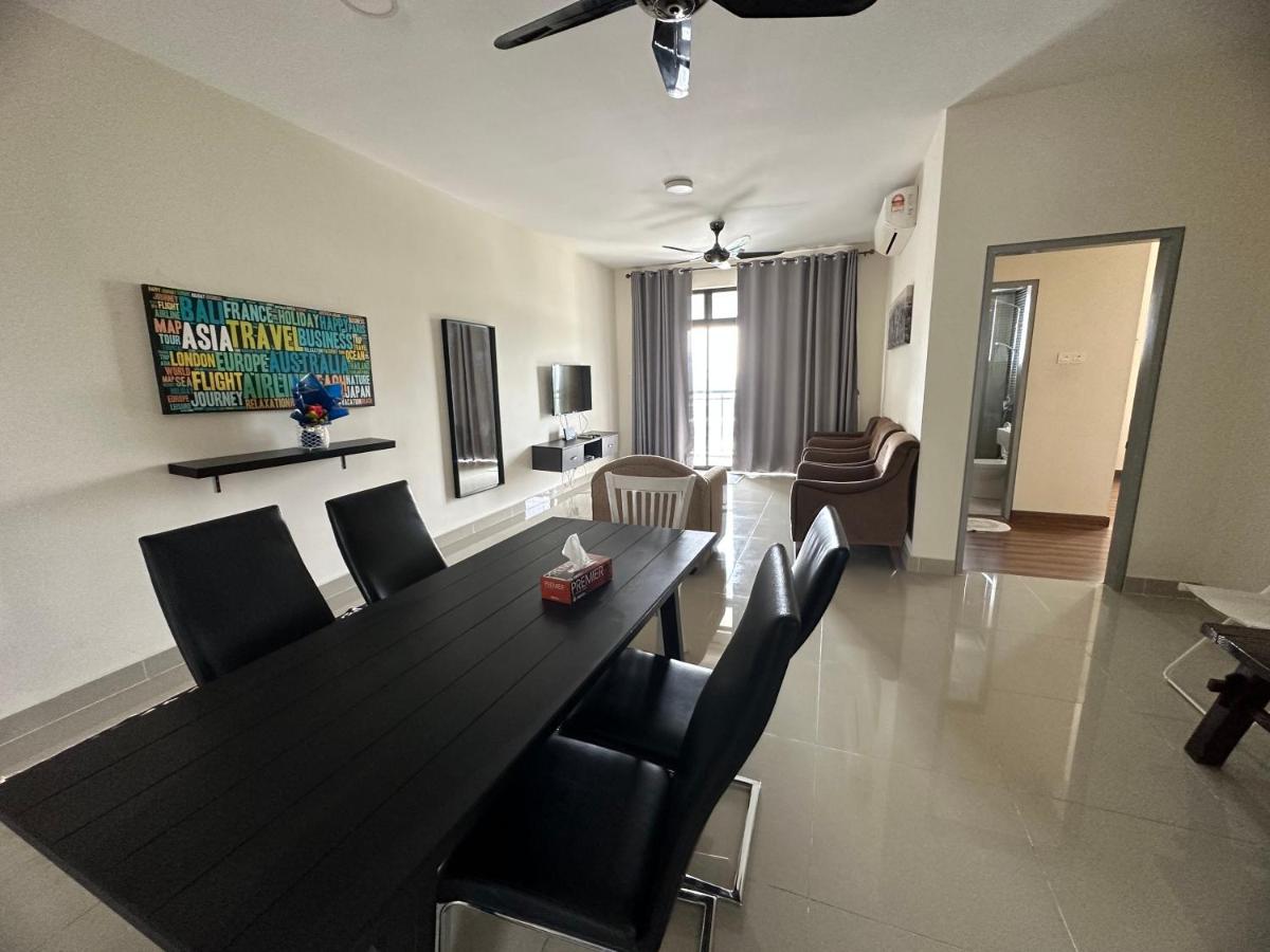 Ayer8 Putrajaya Guesthouse - Housity