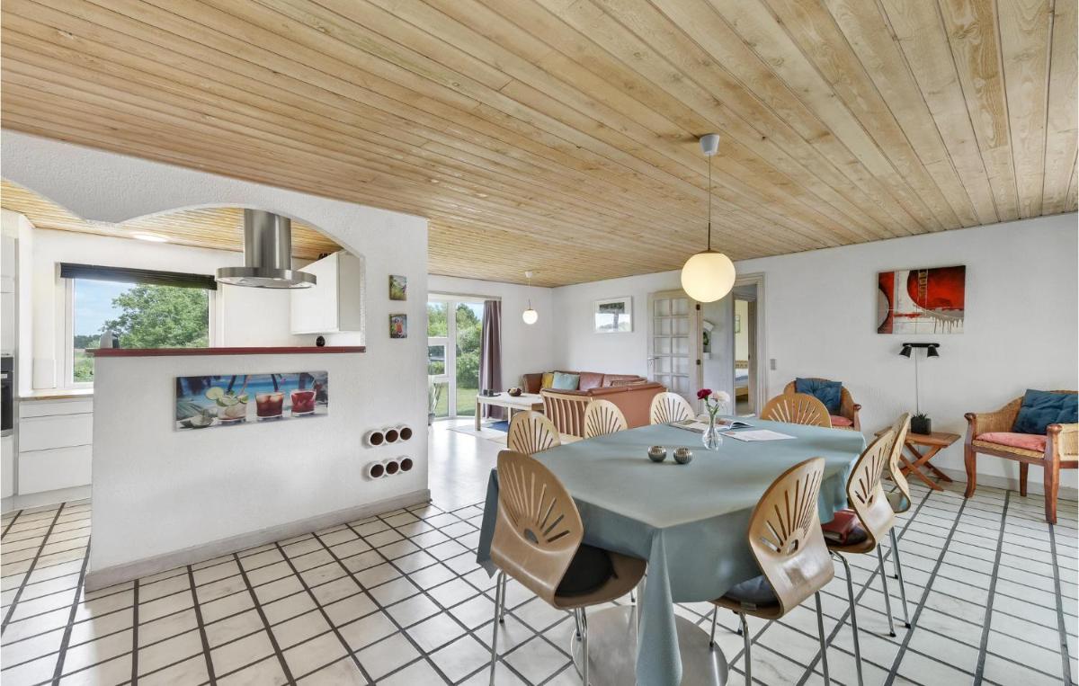Lovely Home In Blåvand With Private Swimming Pool, Can Be Inside Or Outside - Housity