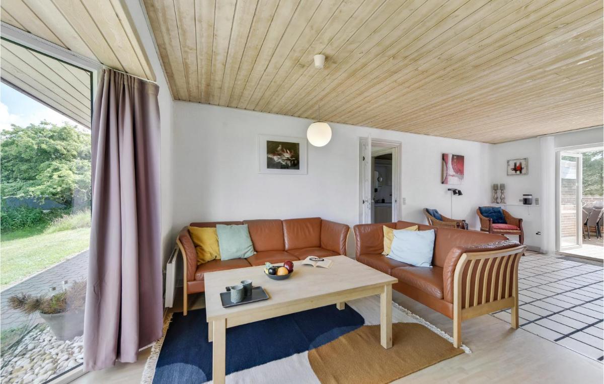 Lovely Home In Blåvand With Private Swimming Pool, Can Be Inside Or Outside - Housity