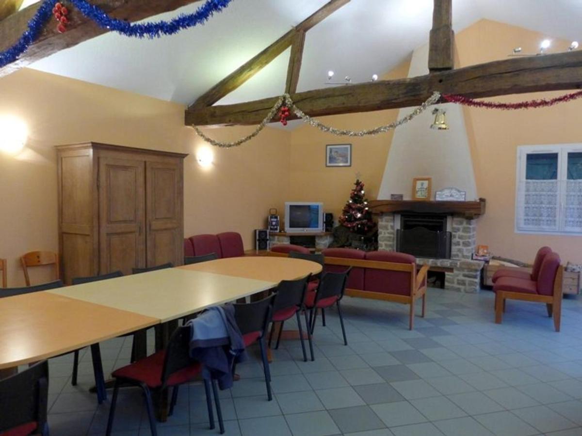 Maison Typique avec Jardin, Près Chemin Historique et Loisirs - Animaux Acceptés - FR-1-611-30 - Housity