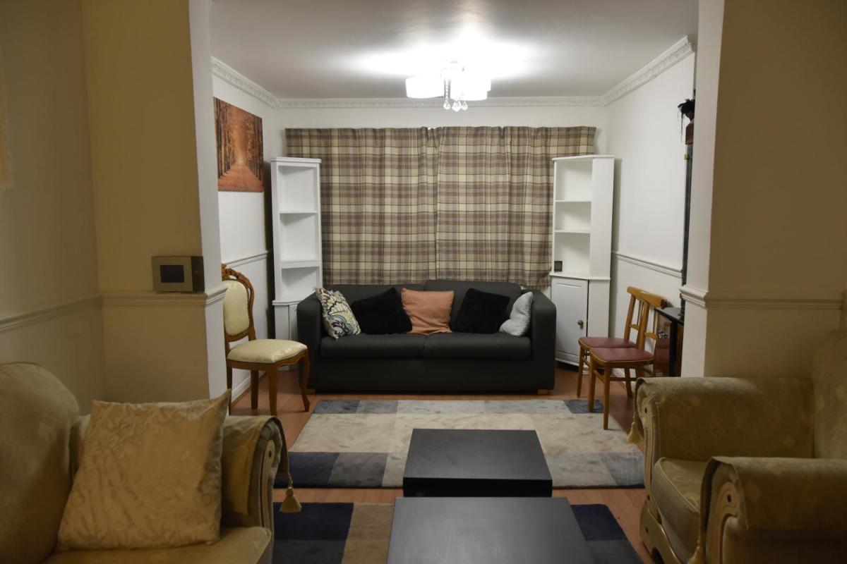 Clarendon House - Housity