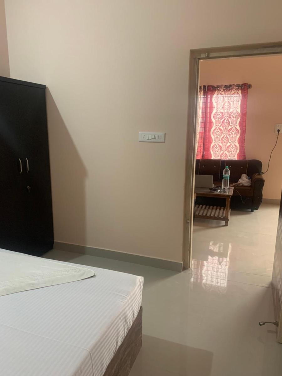 Easynest 1BHK apartment - Housity
