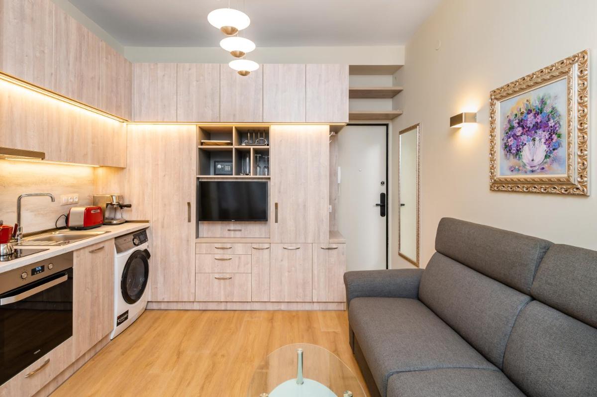 Stylish & Cozy Studio in the Heart of Sofia - Hizvo